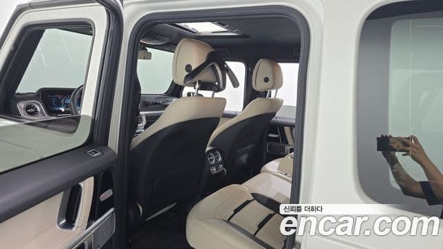 Mercedes-Benz G-Class 2020 — Photo 21/31