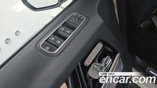 Mercedes-Benz G-Class 2020 — Photo 6/31