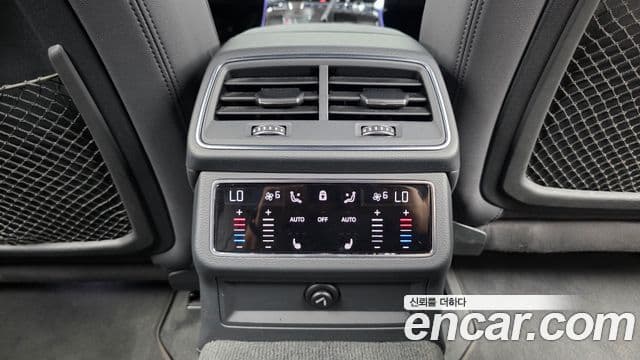 Audi A6 2021 — фото 17 из 20