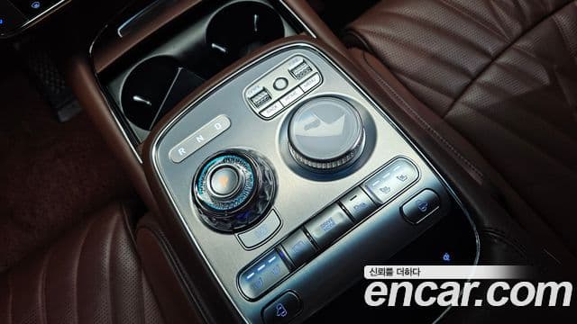 Genesis G90 2023 — Şəkil 9/20