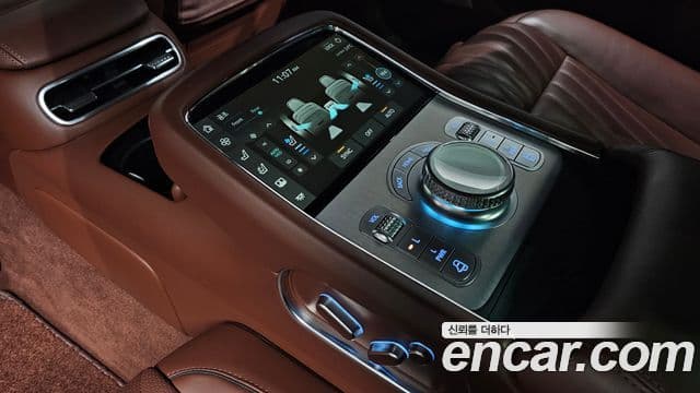Genesis G90 2023 — Şəkil 19/20