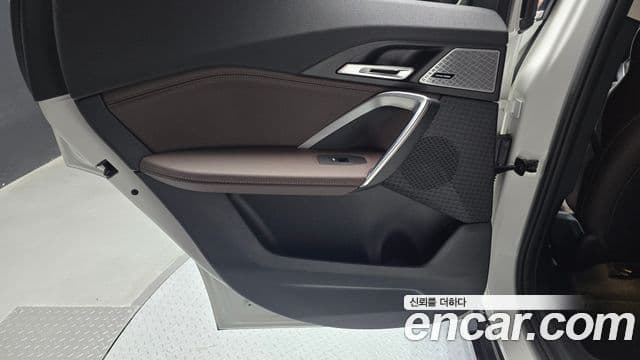 BMW X1 2023 — Şəkil 24/30