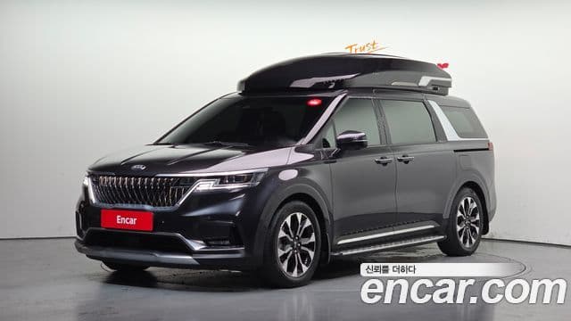 Kia Carnival 2020 — фото 1 из 20