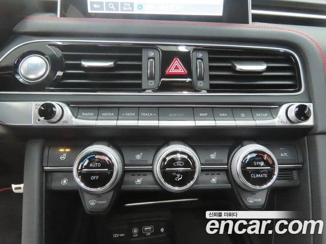 Genesis G70 2019 — фото 15 из 20