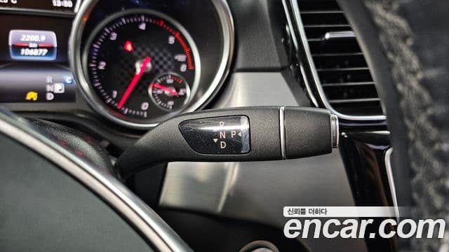 Mercedes-Benz GLE-Class 2018 — фото 9 из 20