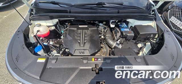 Kia Carnival 2023 — фото 17 из 20
