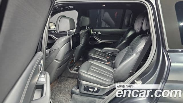 BMW X7 2021 — ფოტო 12/20