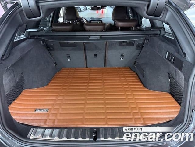 BMW 3 Series 2022 — фото 16 из 20