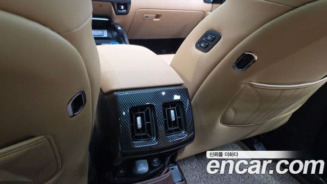 Kia Sorento 2021 — Şəkil 17/20
