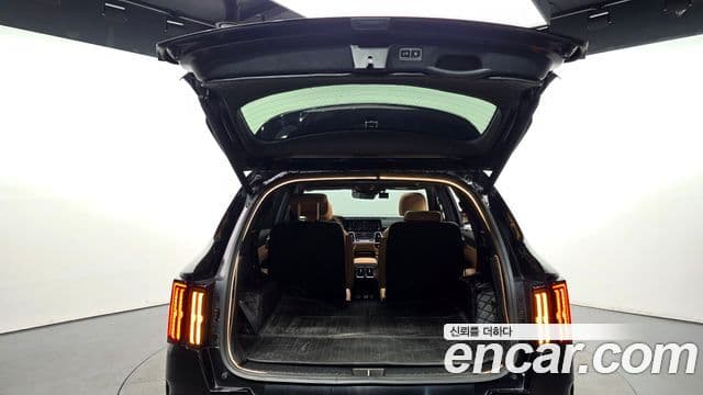 Kia Sorento 2020 — Şəkil 18/20