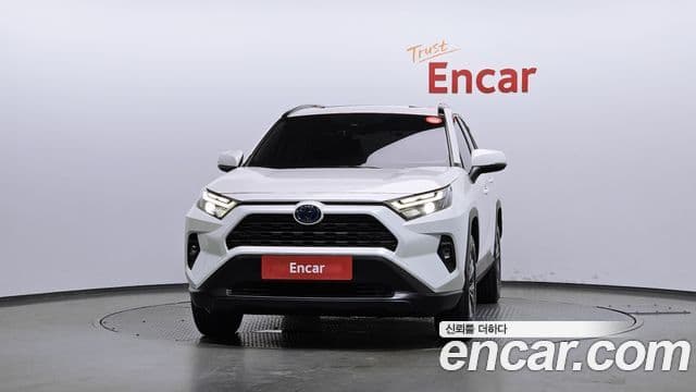 Toyota RAV4 2022 — Şəkil 2/20