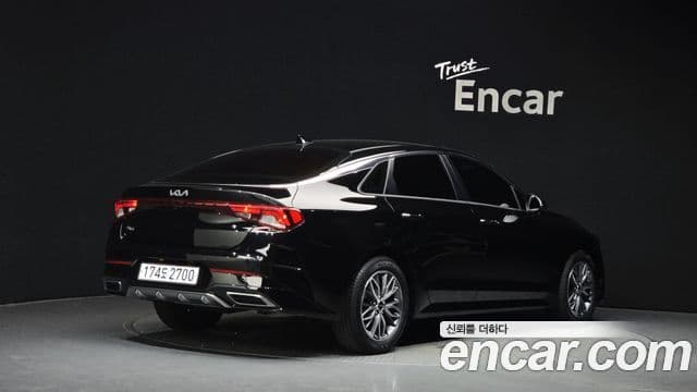 Kia K5, 2022
