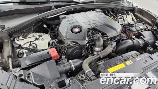 Land Rover Range Rover Velar 2018 — фото 6 из 20
