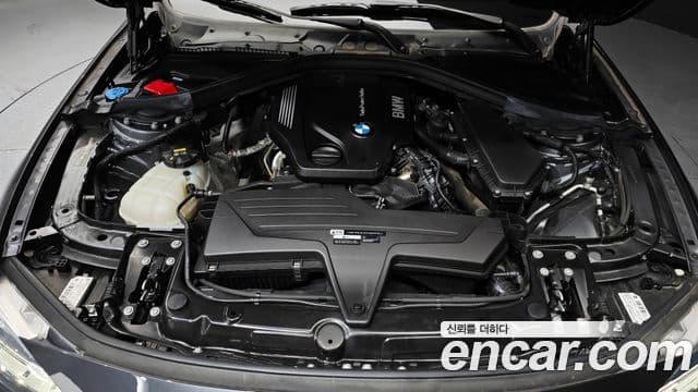 BMW 3 Series 2018 — Şəkil 6/20
