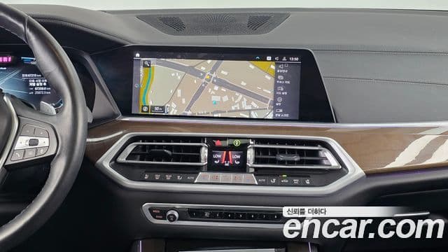 BMW X5 2021 — ფოტო 12/20