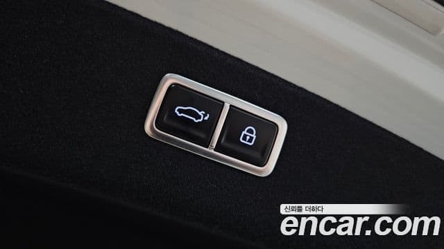 Genesis Electrified G80 2024 — фото 16 из 20
