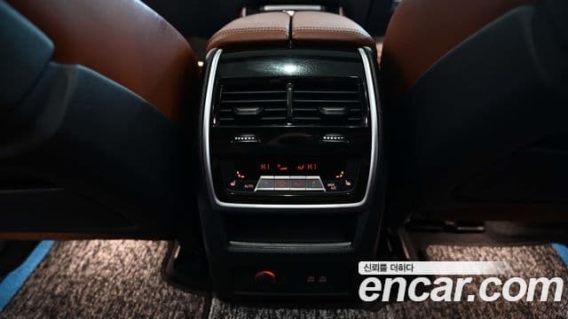 BMW X5 2023 — фото 17 из 20