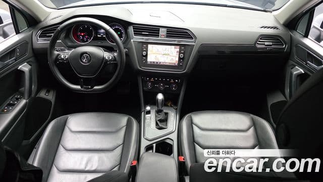 Volkswagen Tiguan 2018 — фото 7 из 20