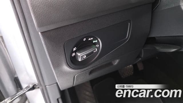 Volkswagen Tiguan 2018 — Şəkil 20/20