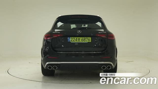 Mercedes-Benz GLC-Class 2025 — фото 3 из 18