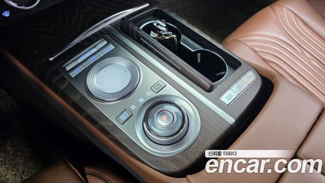Genesis Electrified G80 2021 — фото 9 из 20