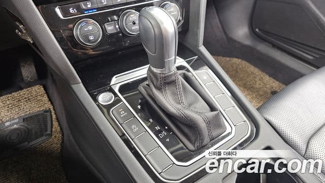 Volkswagen Passat GT 2018 — фото 9 из 20