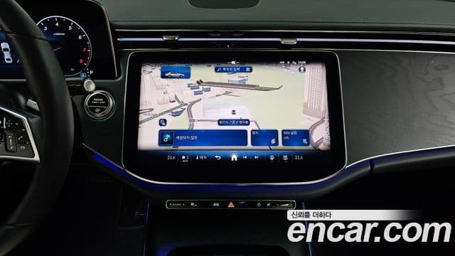 Mercedes-Benz E-Class 2024 — ფოტო 12/20