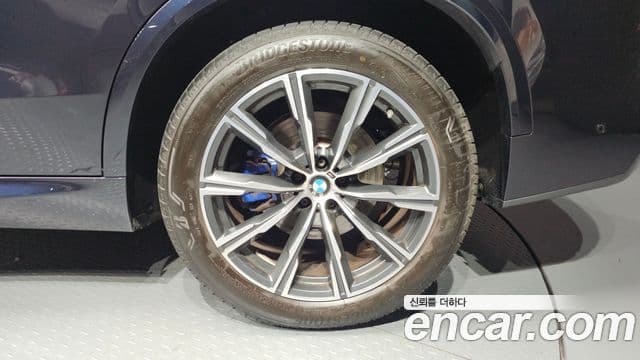 BMW X5 2024 — Photo 2/34