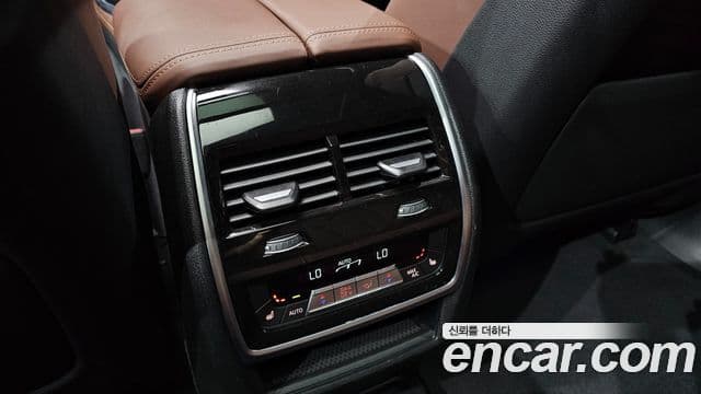 BMW X5 2024 — Photo 16/34