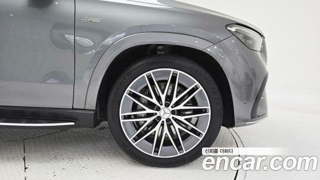 Mercedes-Benz GLE-Class 2025 — Photo 3/18