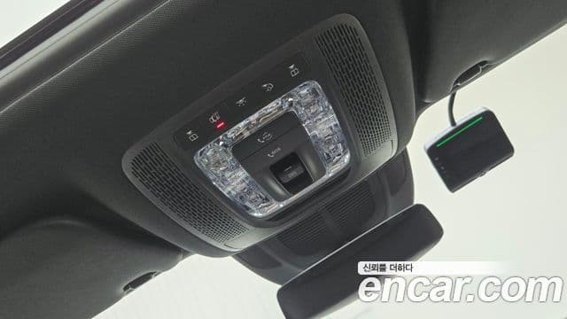 Mercedes-Benz GLE-Class 2025 — Photo 10/18