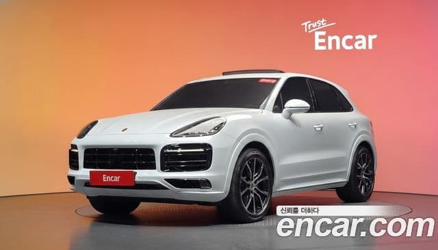 Porsche Cayenne 2023 — ფოტო 1/20
