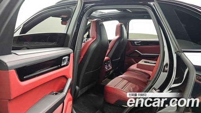 Porsche Cayenne 2019 — Şəkil 11/20