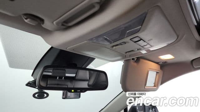 Toyota RAV4 2019 — Şəkil 20/20