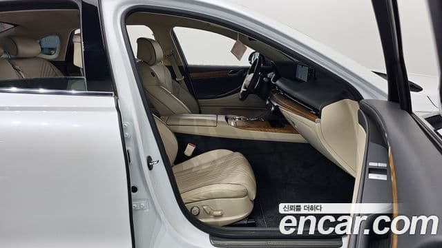 Genesis Electrified G80 2020 — Şəkil 11/20