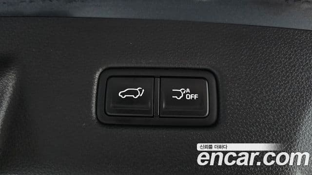 Kia Carnival 2021 — фото 17 из 20