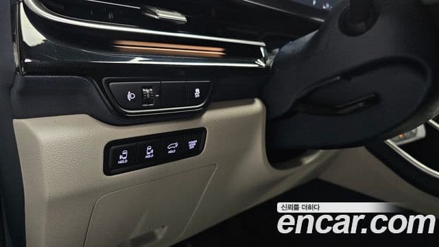 Kia Carnival 2024 — Фото 17/20