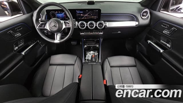 Mercedes-Benz GLB-Class 2024 — Şəkil 7/20