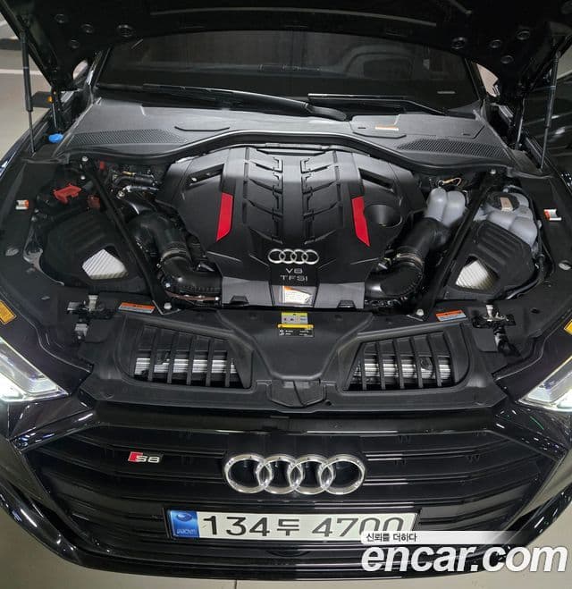 Audi A8 2021 — фото 5 из 14