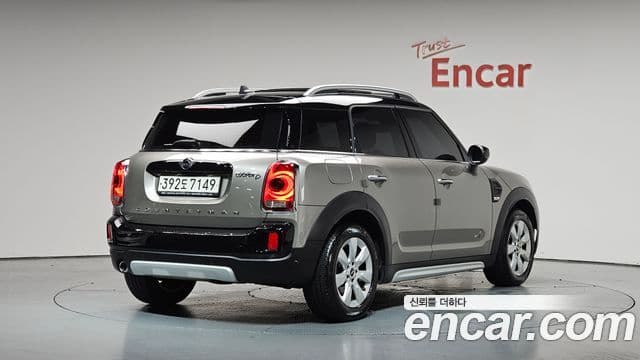 Mini Cooper D Countryman 2020 — ფოტო 2/20