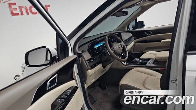 Kia Carnival 2021 — Фото 10/20