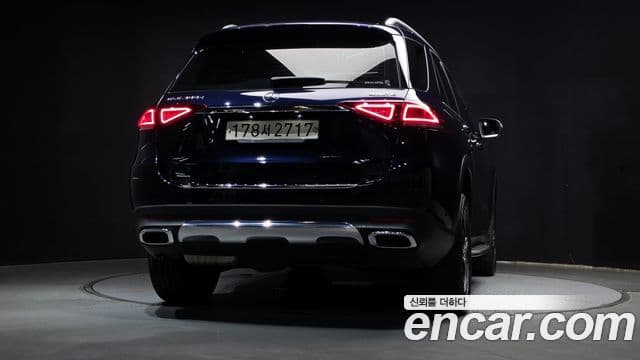 Mercedes-Benz GLE-Class 2020 — ფოტო 4/20