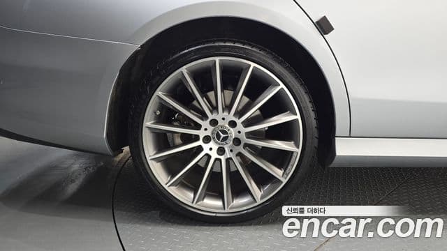 Mercedes-Benz E-Class 2022 — Şəkil 5/20