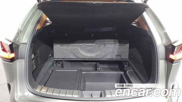Lexus NX350h 2024 — Şəkil 19/20