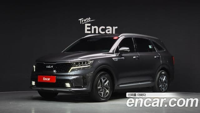 Kia Sorento 2023 — ფოტო 1/20