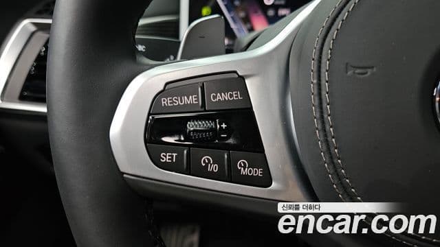 BMW X7 2025 — Photo 17/35