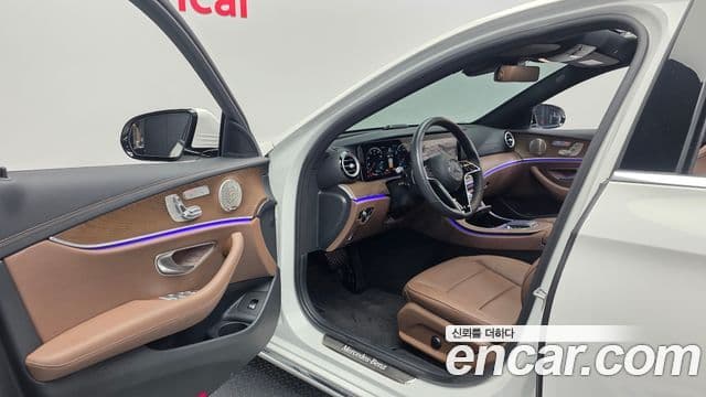 Mercedes-Benz E-Class 2023 — Şəkil 9/20