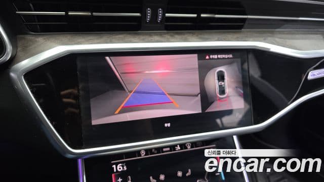 Audi A7 2021 — фото 15 из 20