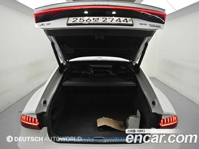 Audi A7 2020 — Şəkil 19/20