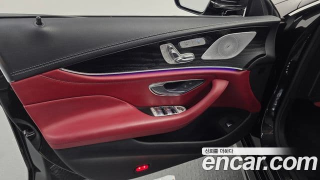 Mercedes-Benz CLS-Class 2022 — Photo 23/33
